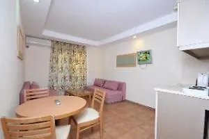 Greenpark 马尔马里斯